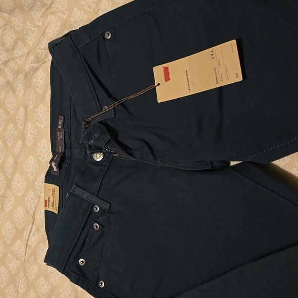 Levi's Demi Curve Jeans - Picture 2 of 4